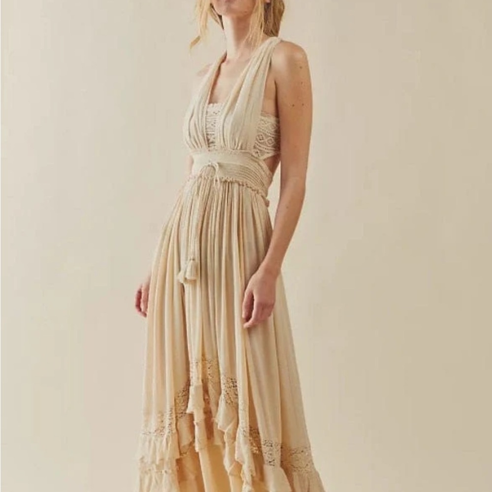 Elegant Cream Maxi Dress